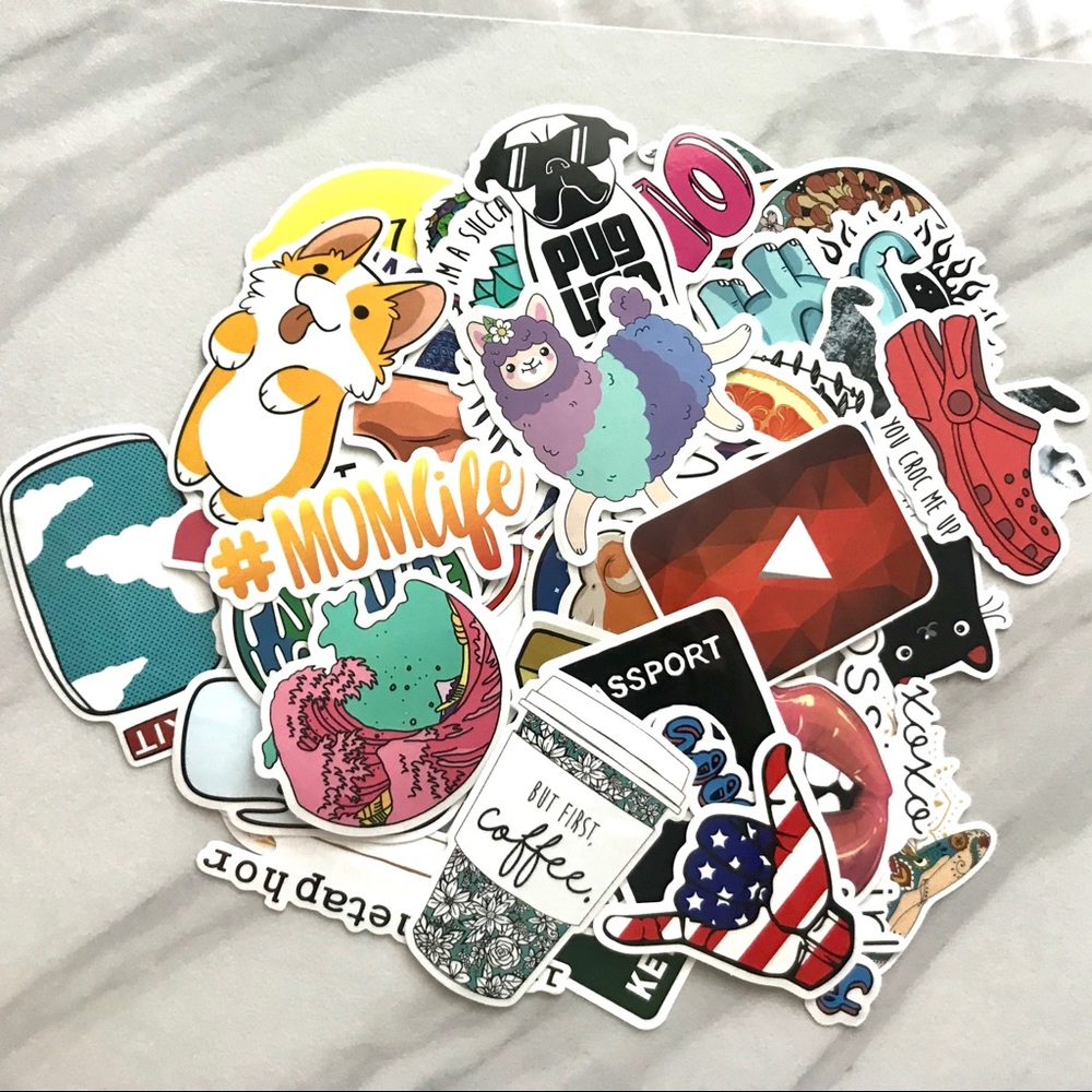 FREE RANDOM LAPTOP STICKER WITH EVERY PURCHASE